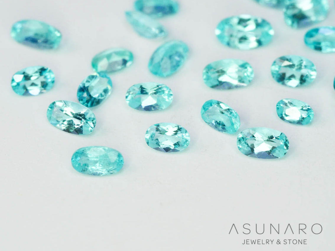 すずりん様アパタイト♡レピド♡ソーダ♡トルマリン♡サンストーン共生No1682 パライバトルマリンキャッツアイ(宝石名トルマリン/別名パライバ