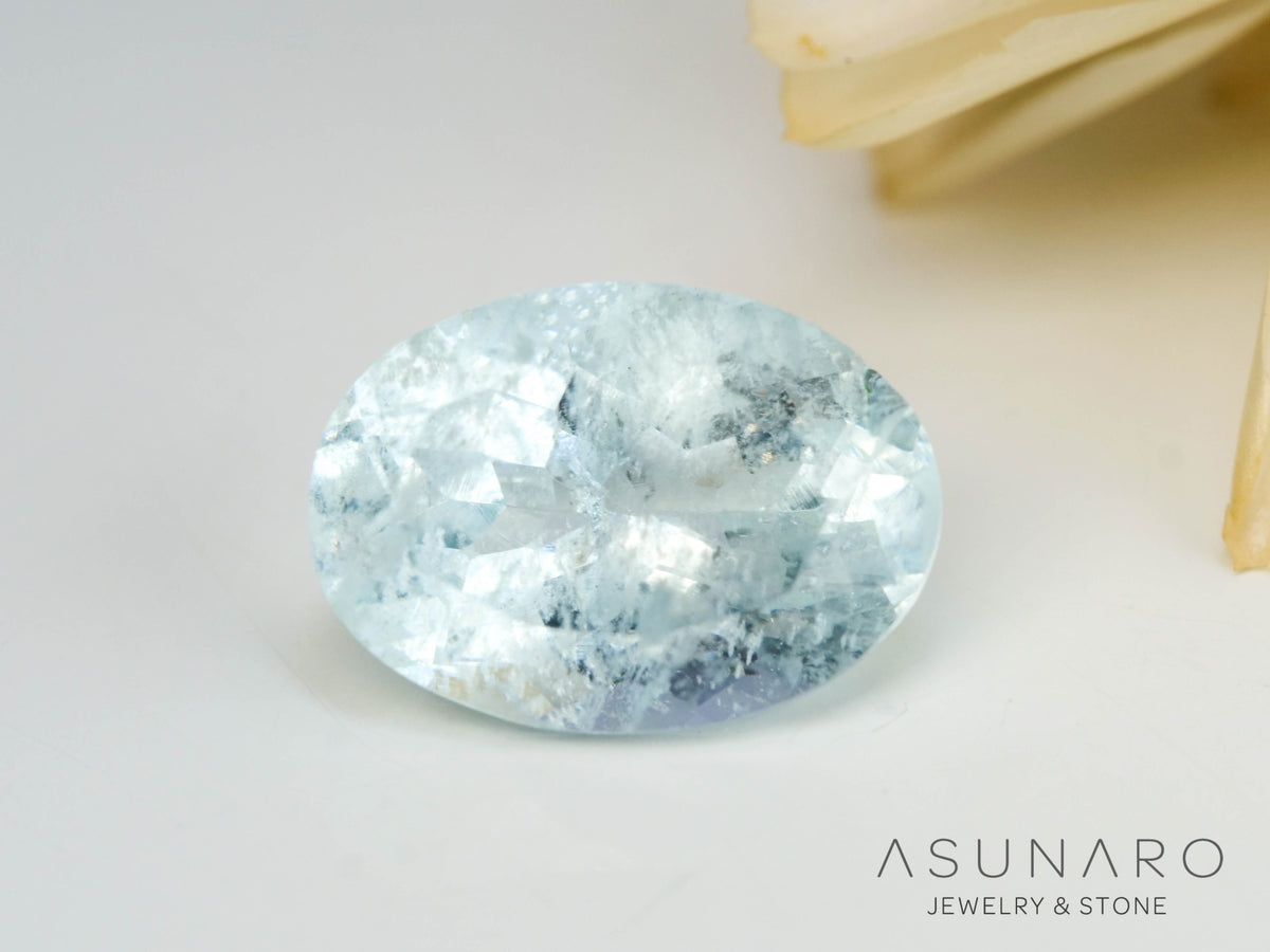 アクアマリン オーバルカット ブラジル産 0.75ct【241105-2651】 – ASUNARO STONE