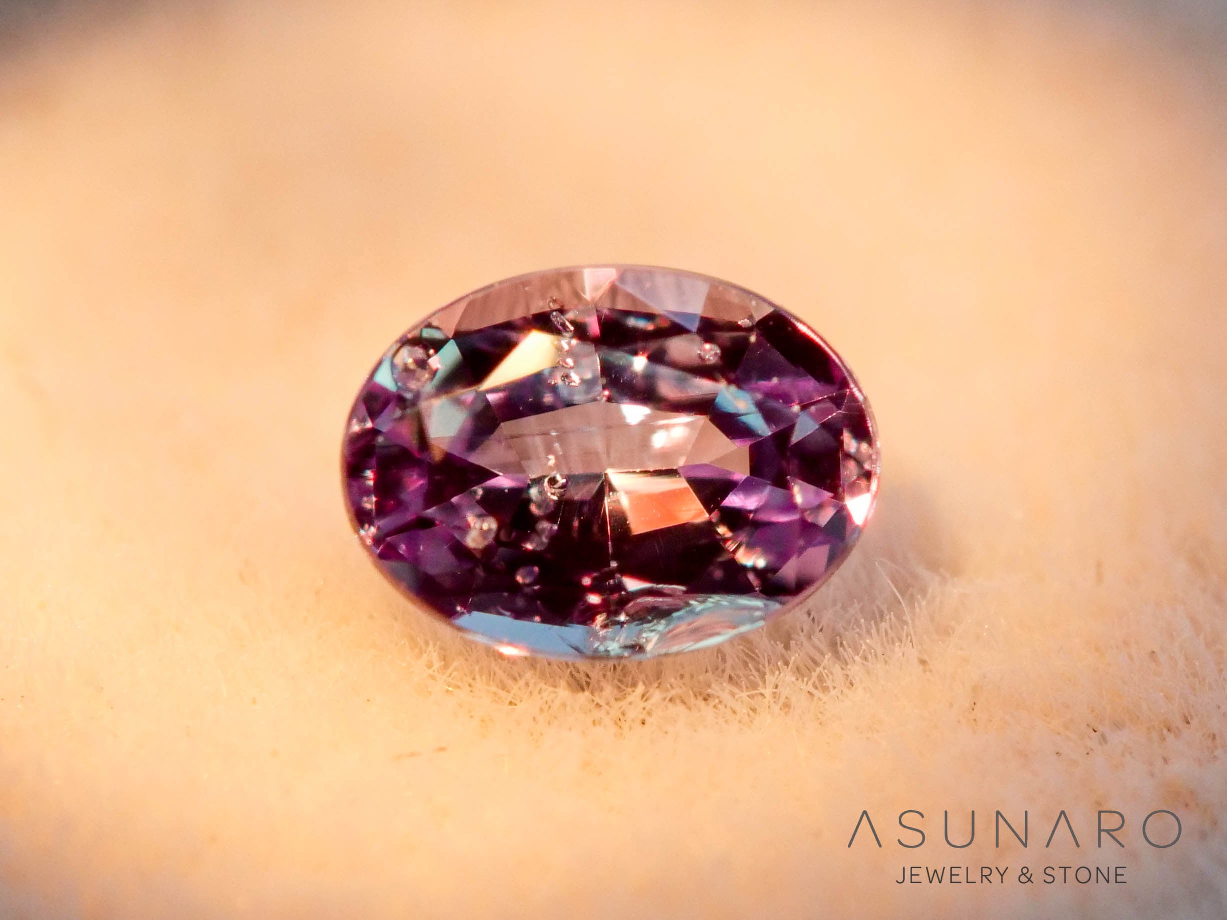 アレキサンドライト オーバルカット ブラジル産 0.13ct ソ付【251201