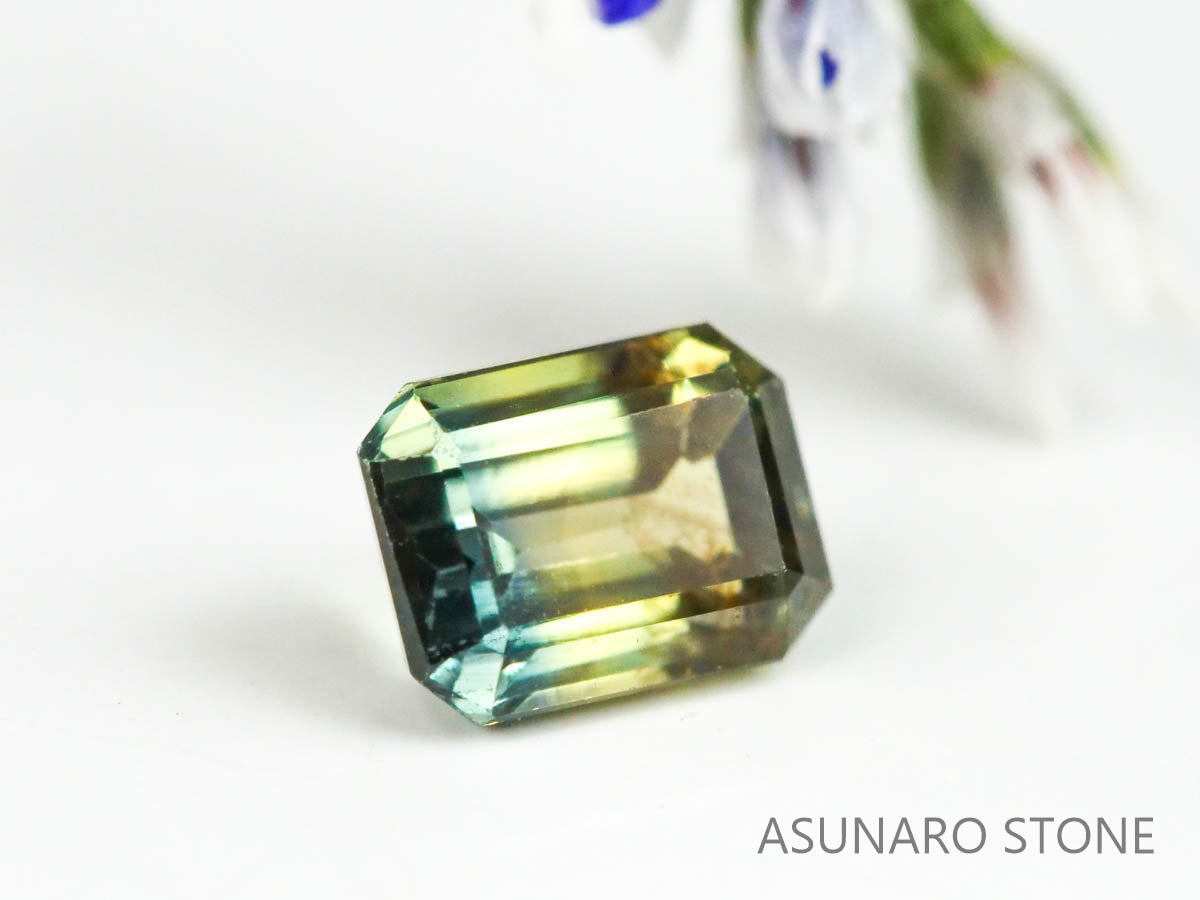 バイカラーサファイア エメラルドカット スリランカ産 0.27ct
