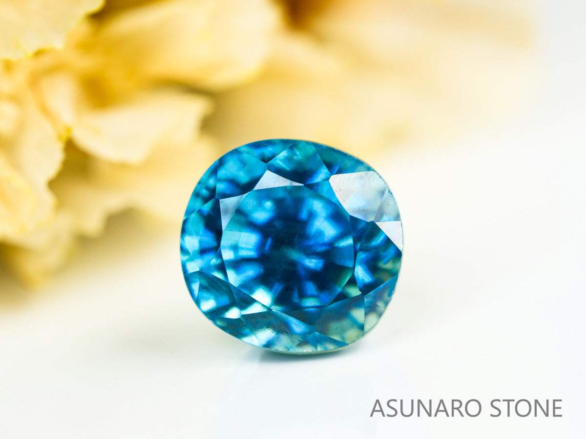 ブルージルコン ラタナキリブルー ラウンドカット 2.47ct カンボジア産