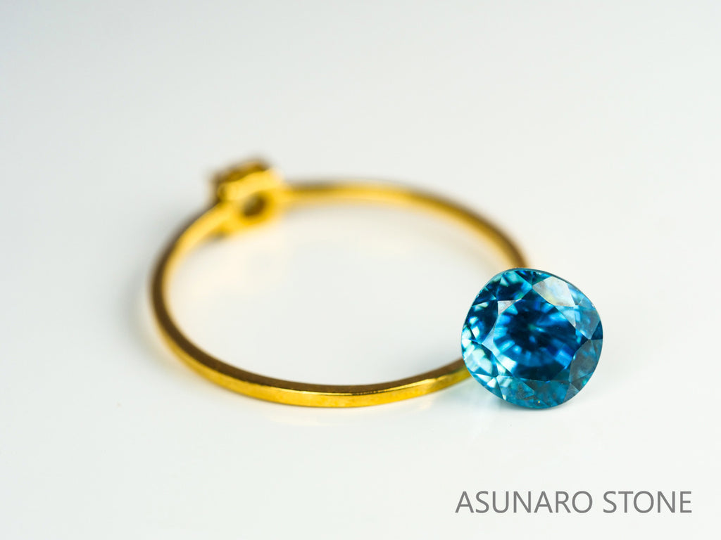 ブルージルコン　ラタナキリブルー　ラウンドカット　2.47ct　カンボジア産　【231010-1858】