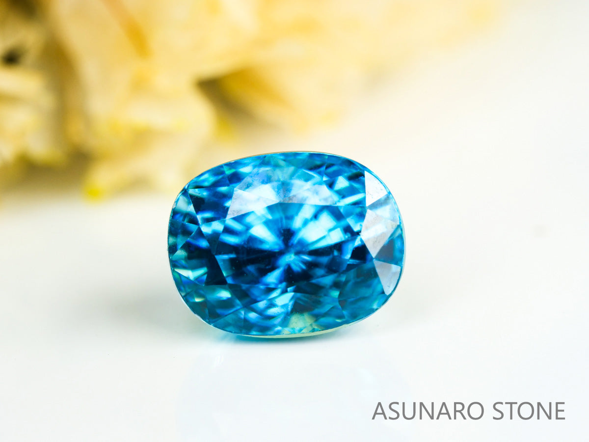 ブルージルコン　ラタナキリブルー　オーバルカット　2.69ct　カンボジア産　【231010-1860】