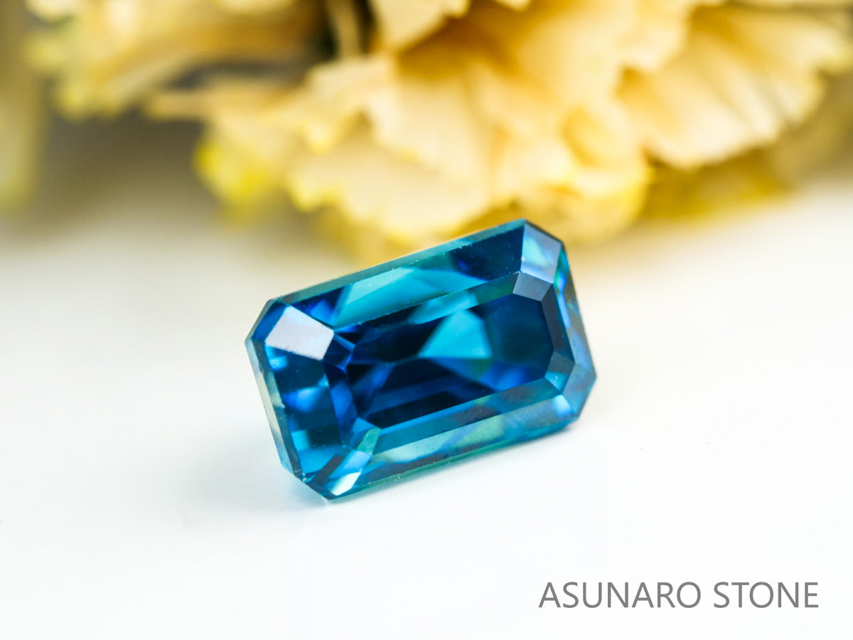 ブルージルコン　ラタナキリブルー　エメラルドカット　1.63ct　カンボジア産　【231010-1863】