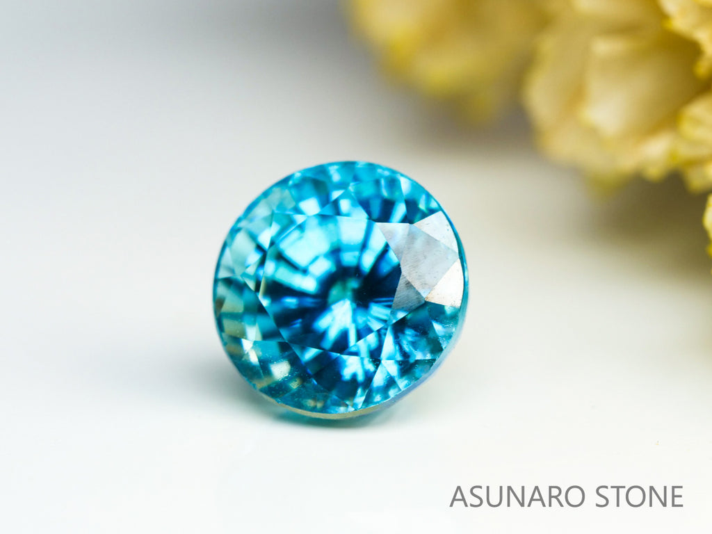 ブルージルコン　ラタナキリブルー　ラウンドカット　2.52ct　カンボジア産　【231010-1865】