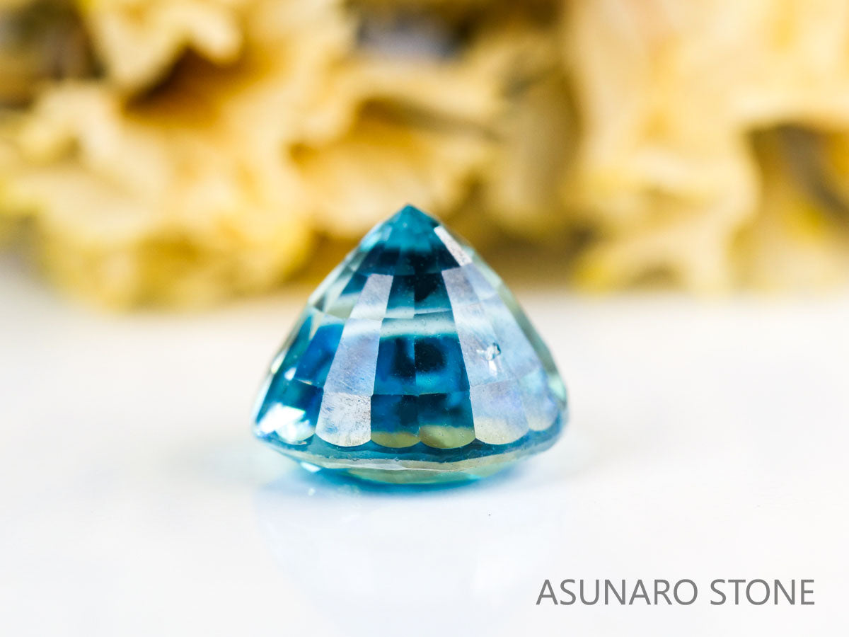 ブルージルコン　ラタナキリブルー　ラウンドカット　2.52ct　カンボジア産　【231010-1865】