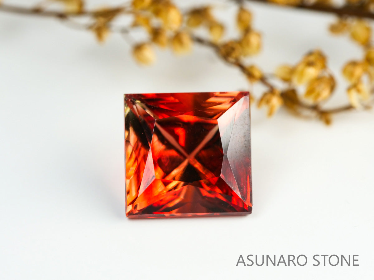 オレゴンサンストーン　プリンセスカット　アメリカ産 　1.78ct【231010-1846】