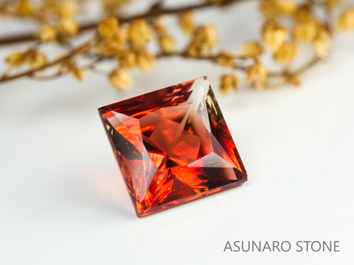 オレゴンサンストーン　プリンセスカット　アメリカ産 　1.78ct【231010-1846】