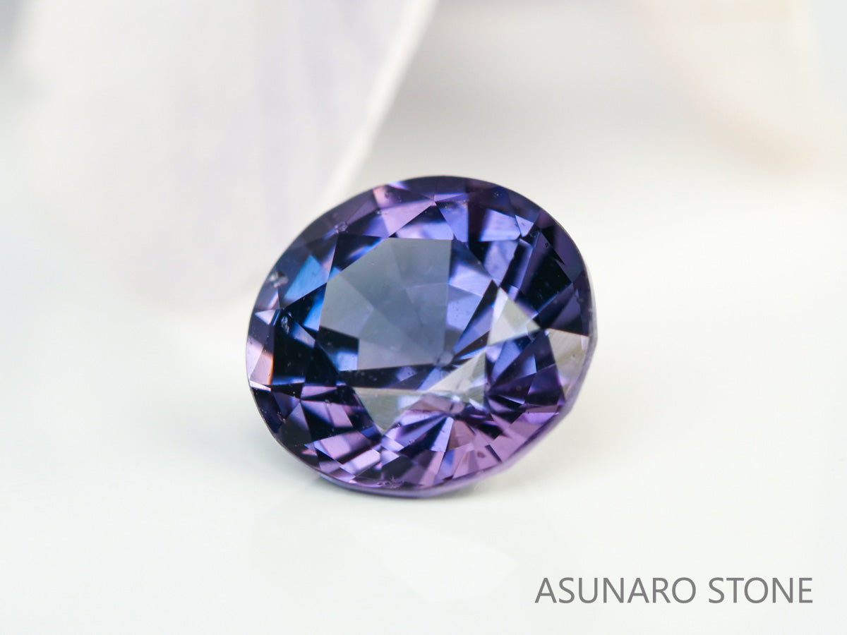 バイカラースピネル 　ラウンドカット　スリランカ産　0.67ct　【231010-1848】