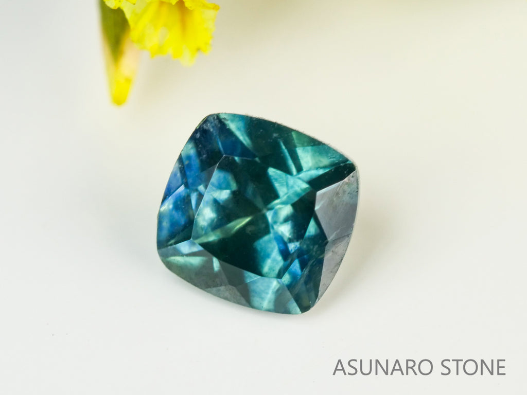 モンタナサファイア 　クッションカット　 アメリカ産 　0.42ct　【231106-1854】