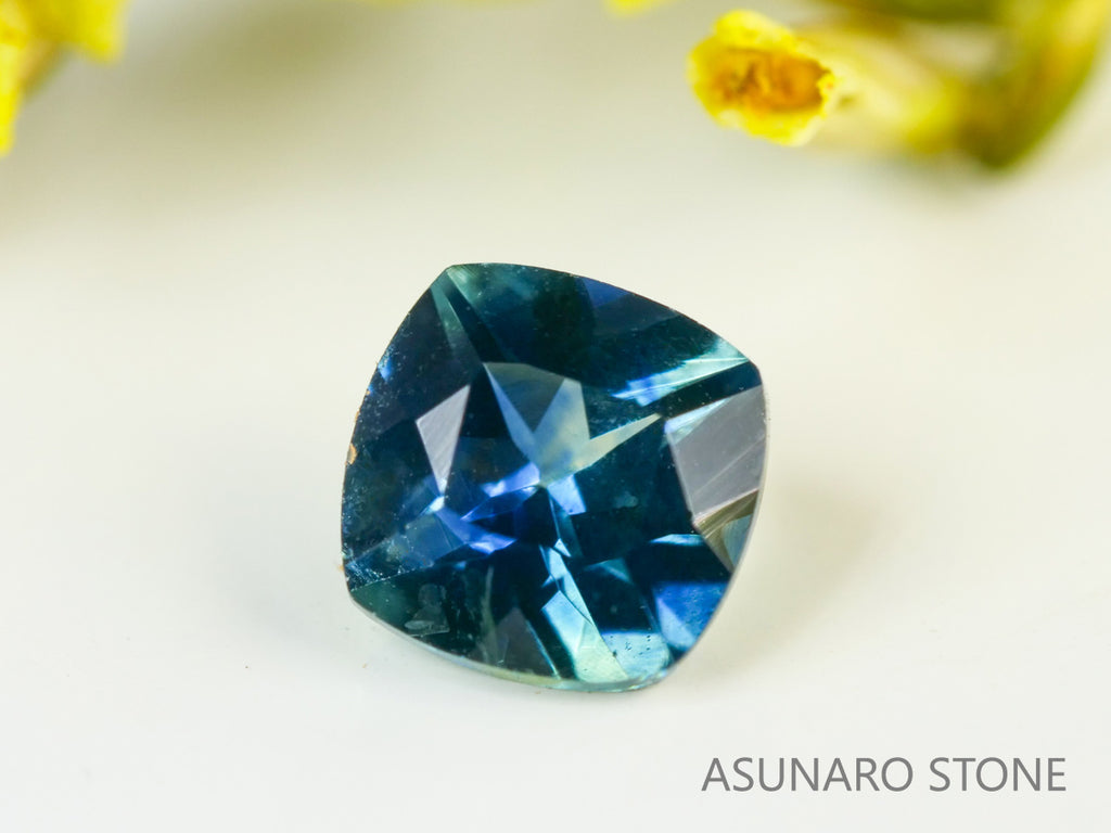 モンタナサファイア 　クッションカット　 アメリカ産 　0.42ct　【231106-1855】