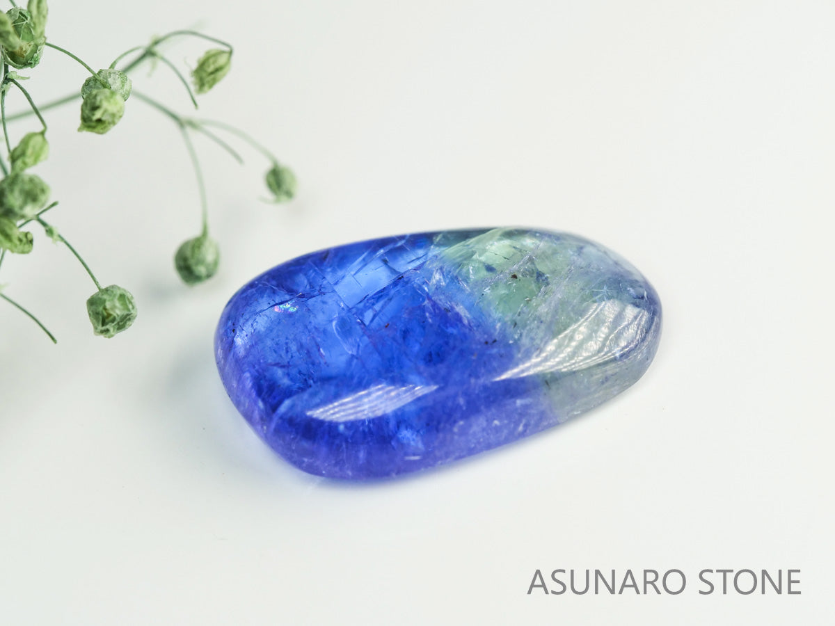 バイカラーゾイサイト（タンザナイト）  カボション　タンザニア産　　6.32ct【231113-1849】