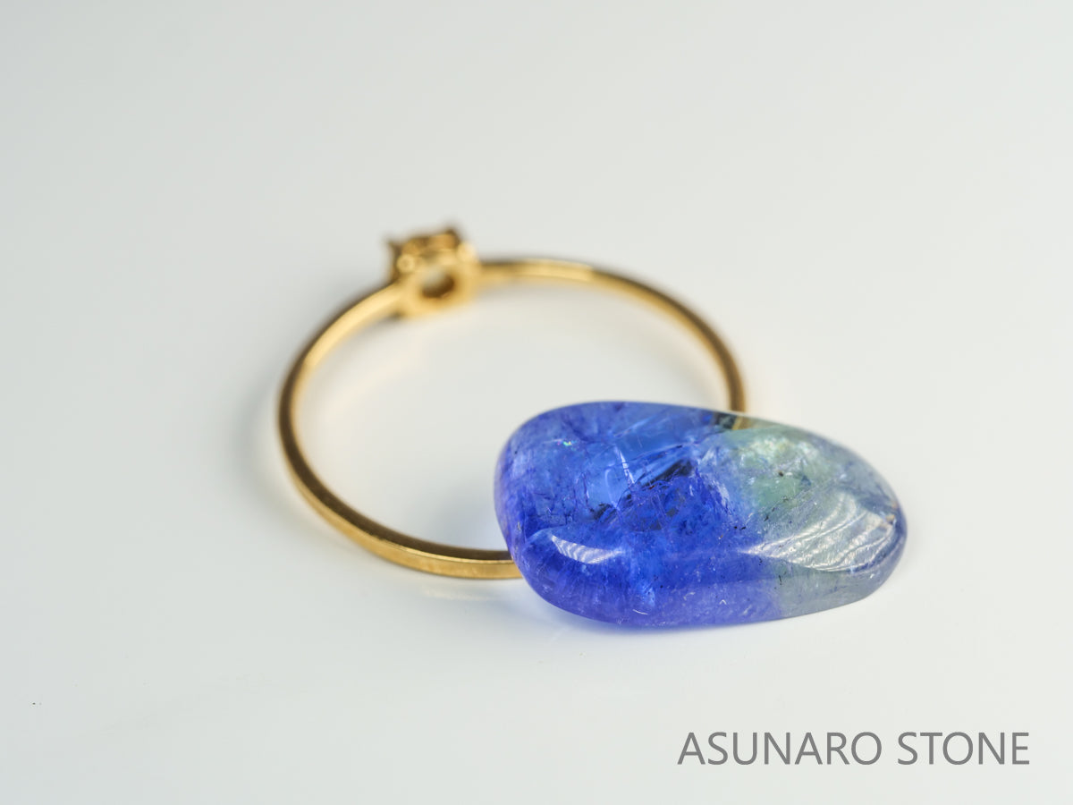 バイカラーゾイサイト（タンザナイト）  カボション　タンザニア産　　6.32ct【231113-1849】