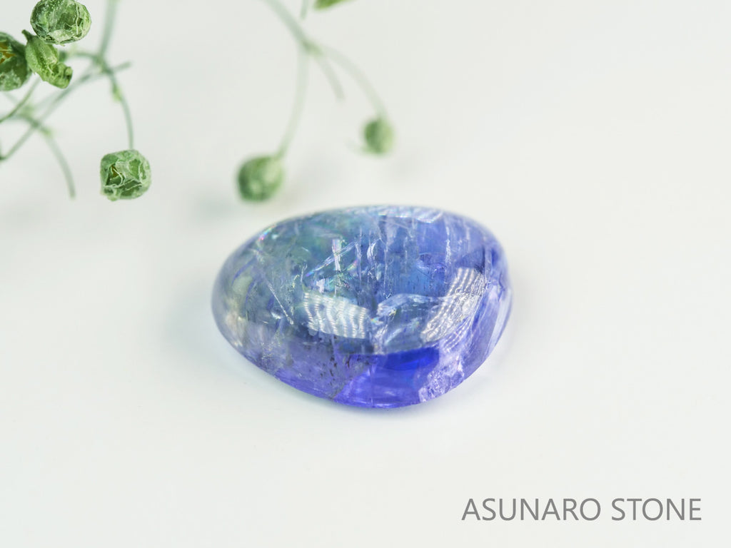 バイカラーゾイサイト（タンザナイト）  カボション　タンザニア産　　3.20ct【231113-1850】