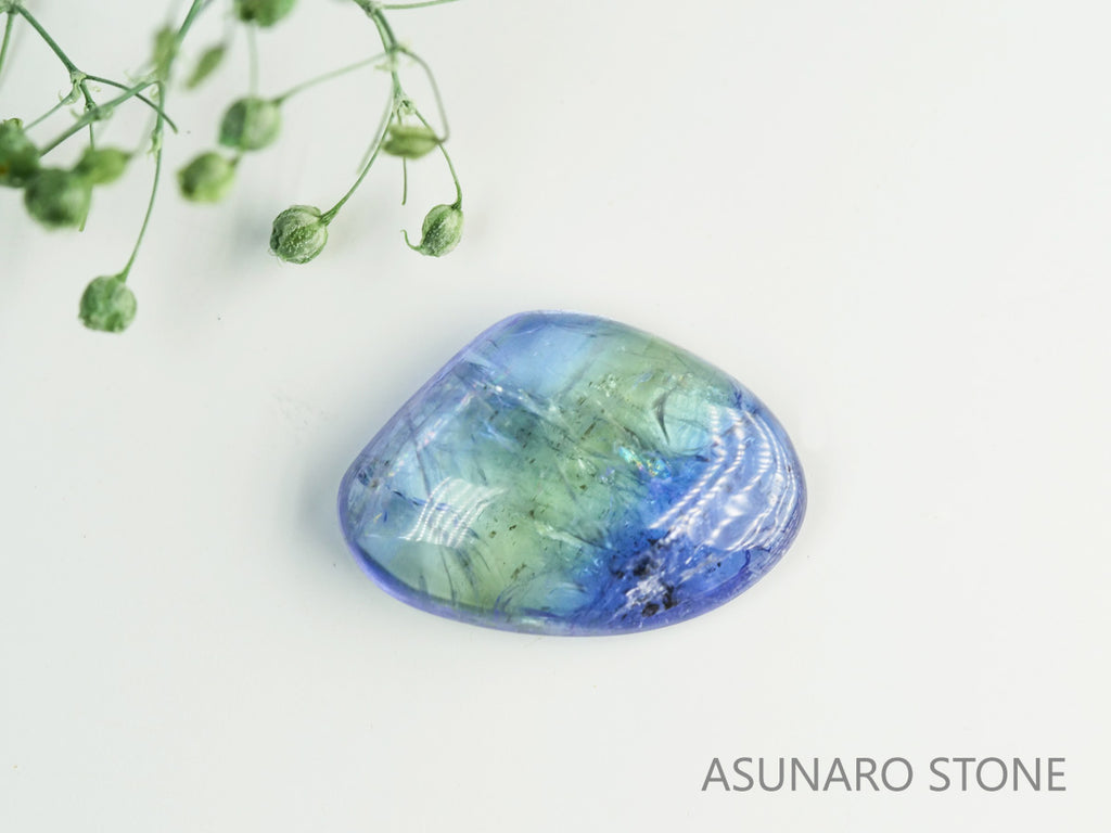 バイカラーゾイサイト（タンザナイト）  カボション　タンザニア産　　4.37ct【231113-1851】