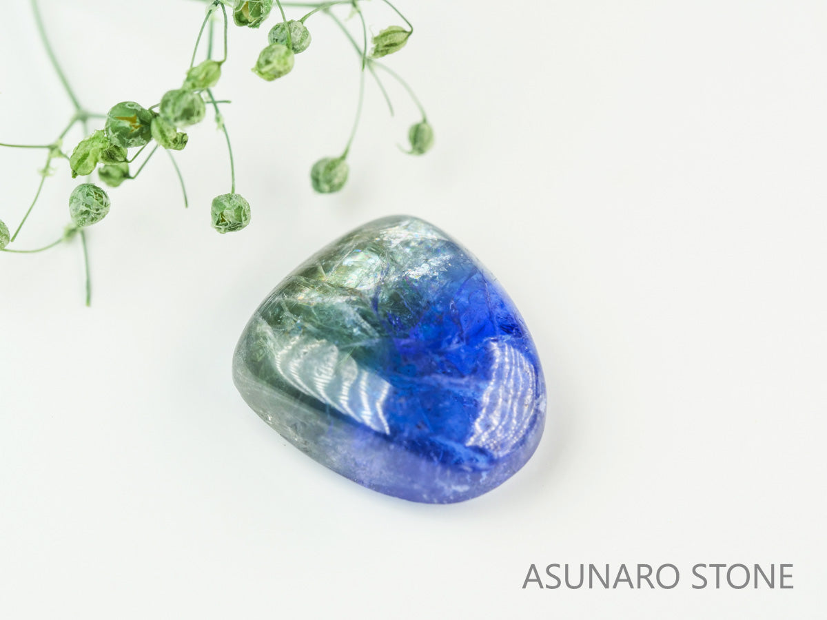 バイカラーゾイサイト（タンザナイト）  カボション　タンザニア産　　8.08ct【231113-1852】