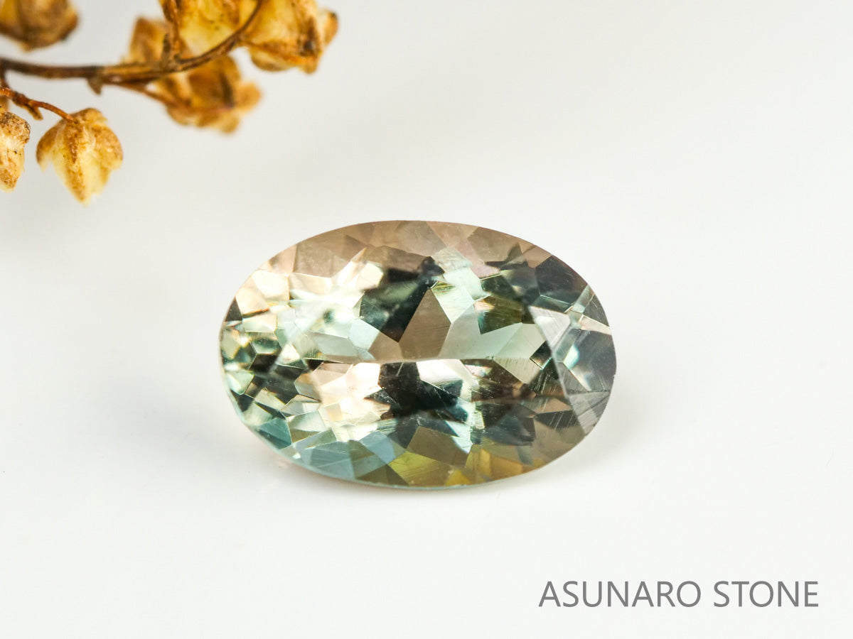 バイカラーオレゴンサンストーン  オーバルカット アメリカ産 　0.48ct【231101-1802】