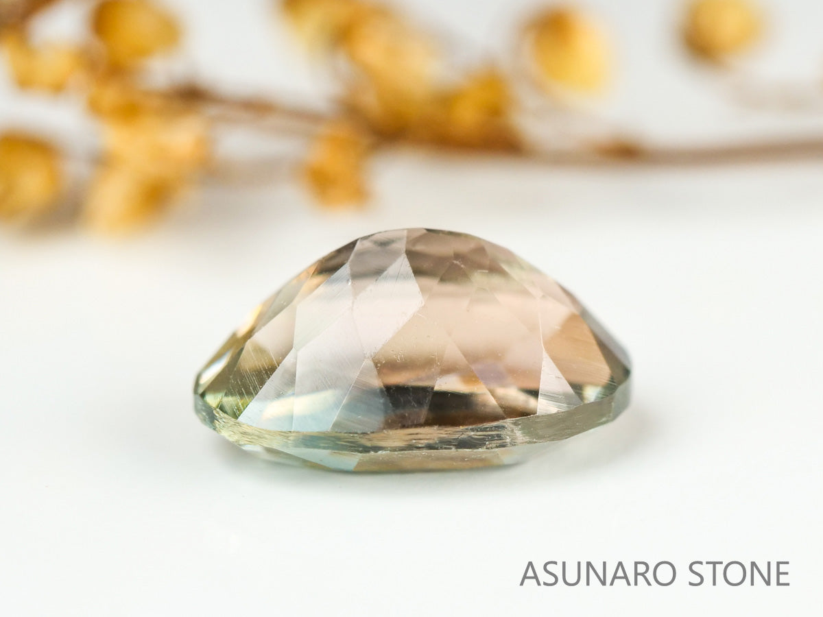 バイカラーオレゴンサンストーン  オーバルカット アメリカ産 　0.48ct【231101-1802】