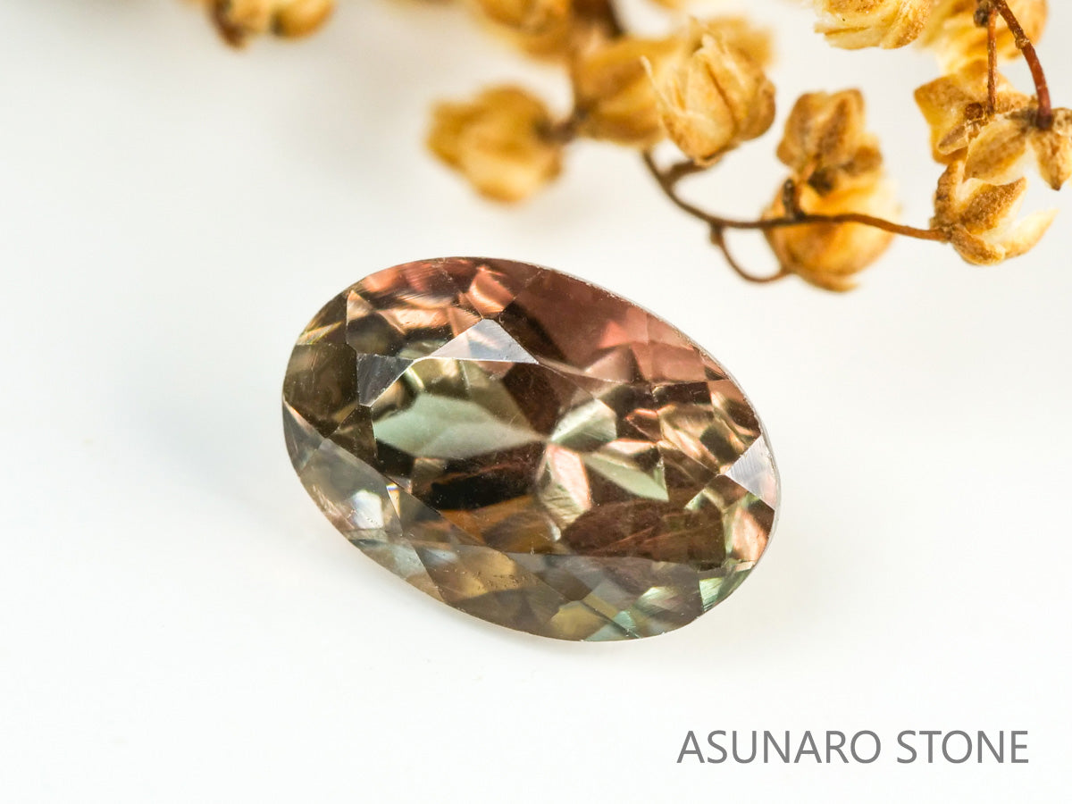 バイカラーオレゴンサンストーン  オーバルカット アメリカ産 　0.48ct【231101-1803】