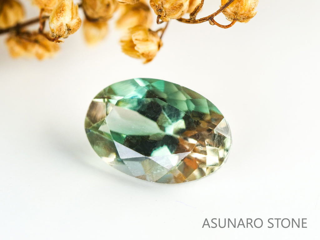 バイカラーオレゴンサンストーン  オーバルカット アメリカ産 　0.47ct【231101-1804】