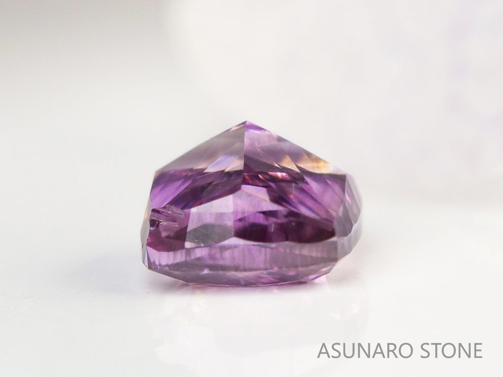 ピンクダイヤモンド　Fancy Deep Purple Pink　SI2　クッションカット　0.108ct　【231010-1903】