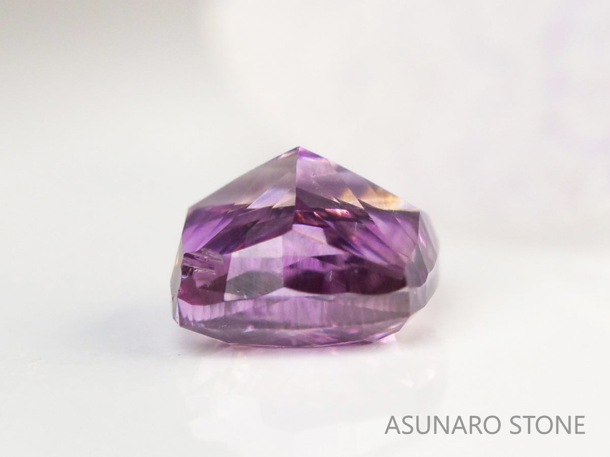 ピンクダイヤモンド　Fancy Deep Purple Pink　SI2　クッションカット　0.108ct　【231010-1903】