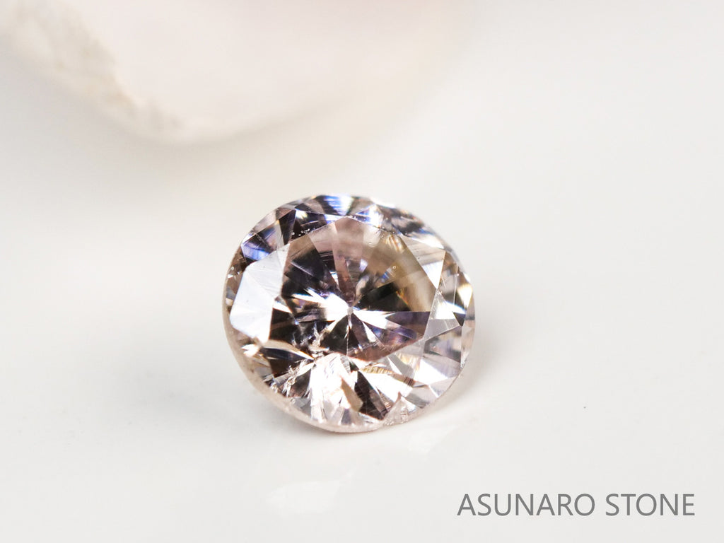 ブラウンピンクダイヤモンド　ラウンドカット　0.06ct　【231018-1889】