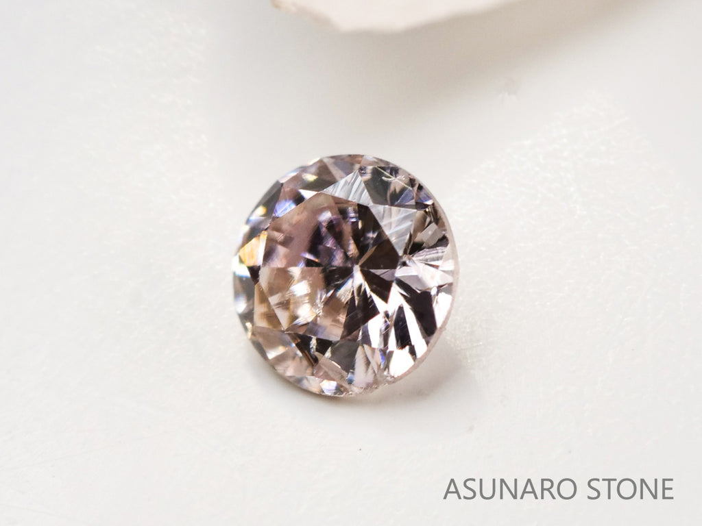 ブラウンピンクダイヤモンド　ラウンドカット　0.06ct　【231018-1889】