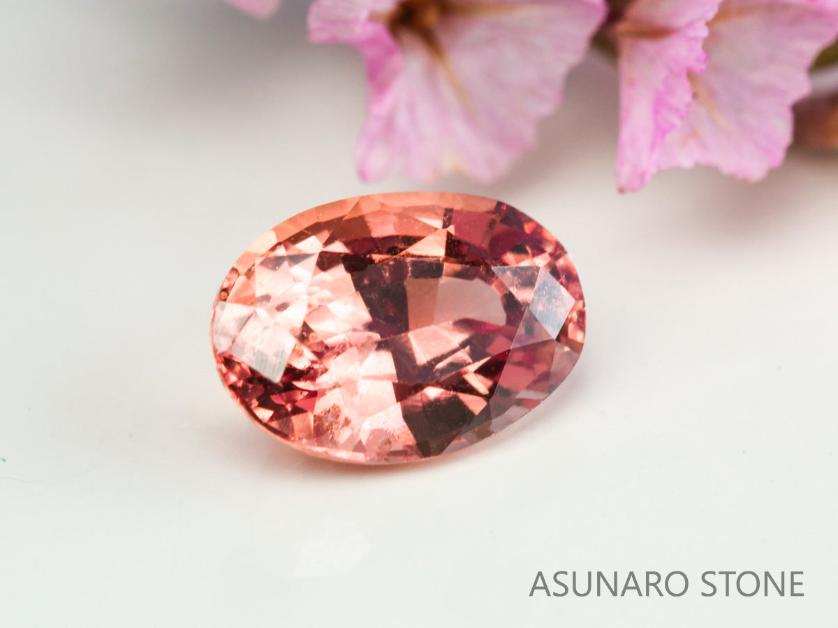 非加熱パパラチアサファイア 　オーバルカット　 スリランカ産　0.823ct　日独鑑別付【231121-1927】