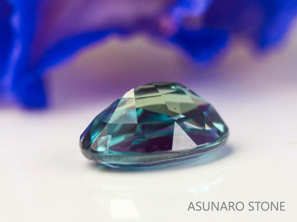 アレキサンドライト　オーバルカット　 ブラジル産　0.15ct　【231225-1922】