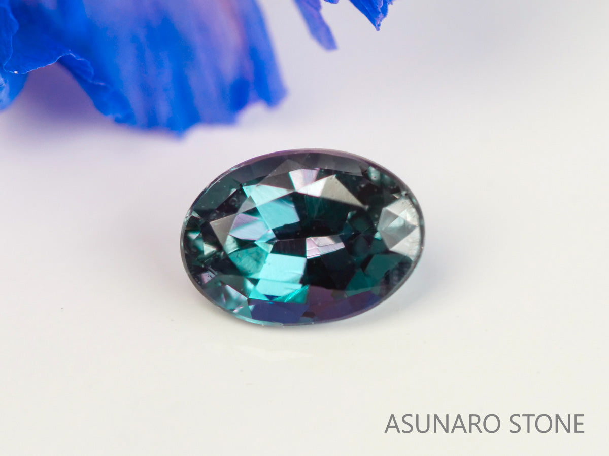 アレキサンドライト　オーバルカット　 ブラジル産　0.15ct　【231225-1923】