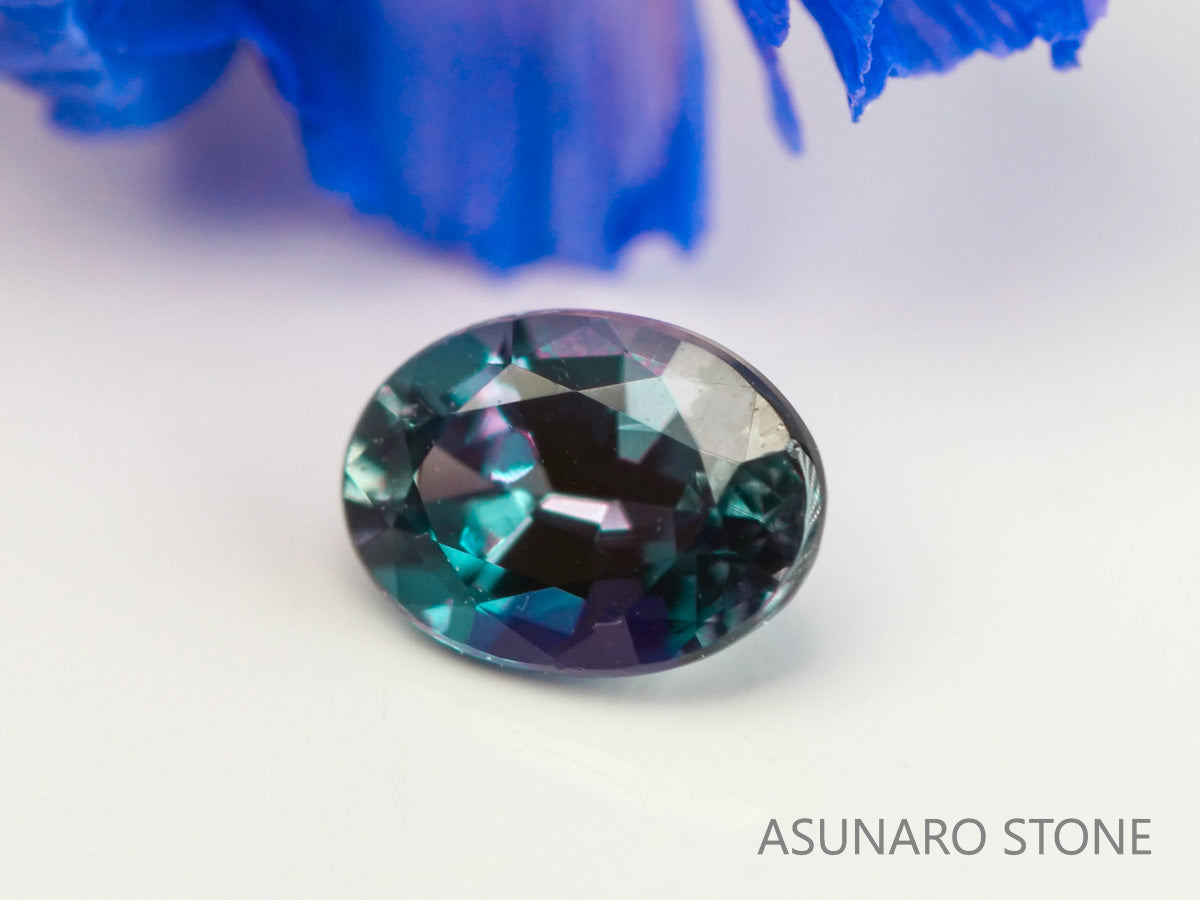 アレキサンドライト　オーバルカット　 ブラジル産　0.15ct　【231225-1923】