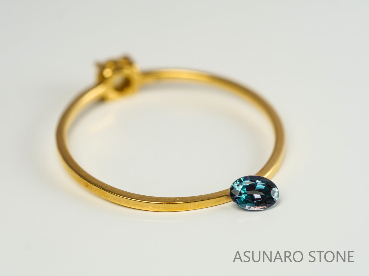 アレキサンドライト　オーバルカット　 ブラジル産　0.15ct　【231225-1923】