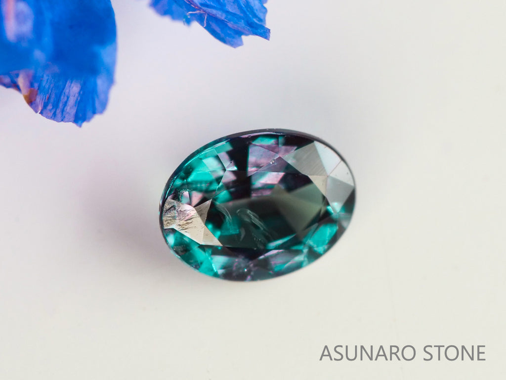アレキサンドライト　オーバルカット　 ブラジル産　0.15ct　【231225-1926】