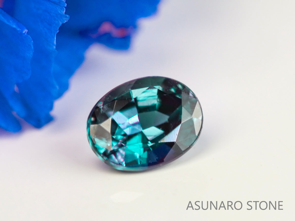 アレキサンドライト　オーバルカット　 ブラジル産　0.16ct　【231225-1925】