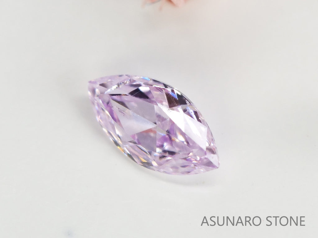 ピンクダイヤモンド　Fancy Light Purple Pink　SI2　マーキスカット　0.047ct　【231115-1911】