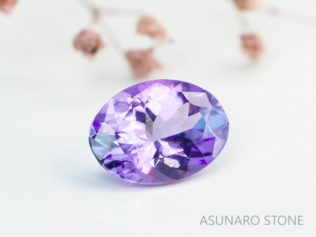 バイカラーピンクゾイサイト　オーバルカット　タンザニア産　　1.03ct【231225-1929】