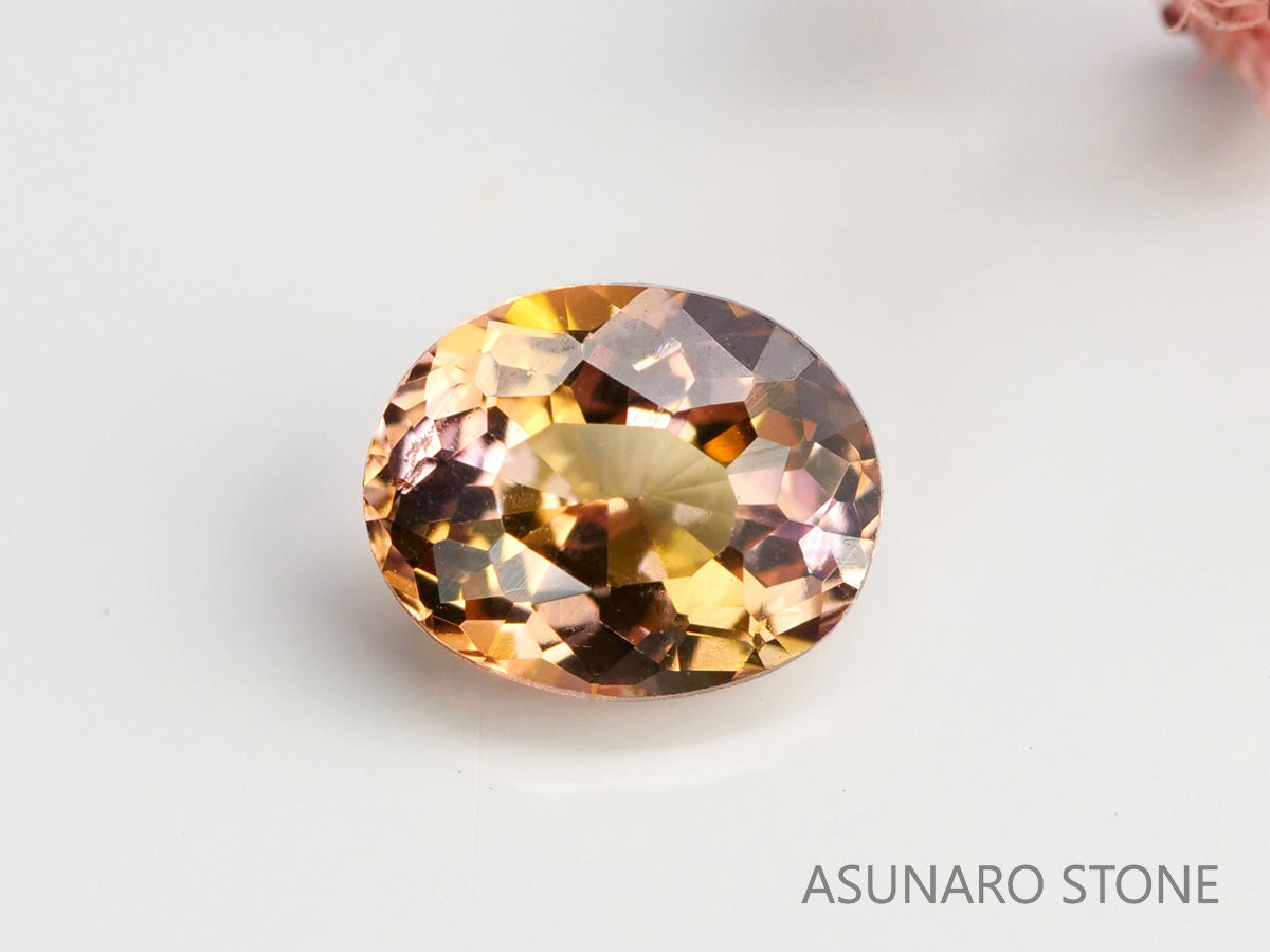 フルーティーピンクゾイサイト　オーバルカット　タンザニア産　　0.36ct【231225-1937】