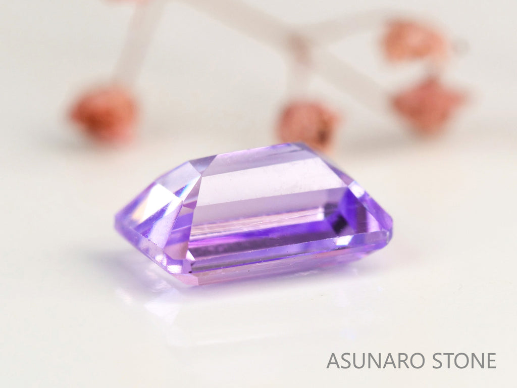 ピンクゾイサイト　エメラルドカット　タンザニア産　　0.92ct【231225-1953】