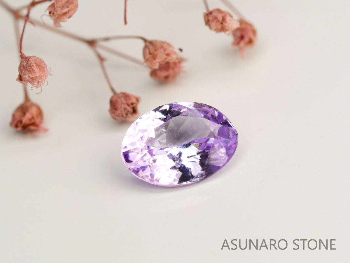 ピンクゾイサイト オーバルカット タンザニア産 0.70ct【231225-1955
