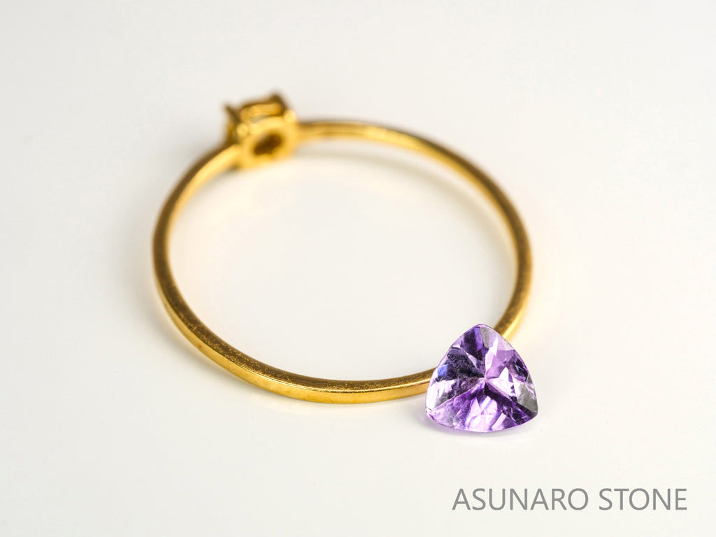 ピンクゾイサイト　トリリアントカット　タンザニア産　　0.39ct【231225-1956】