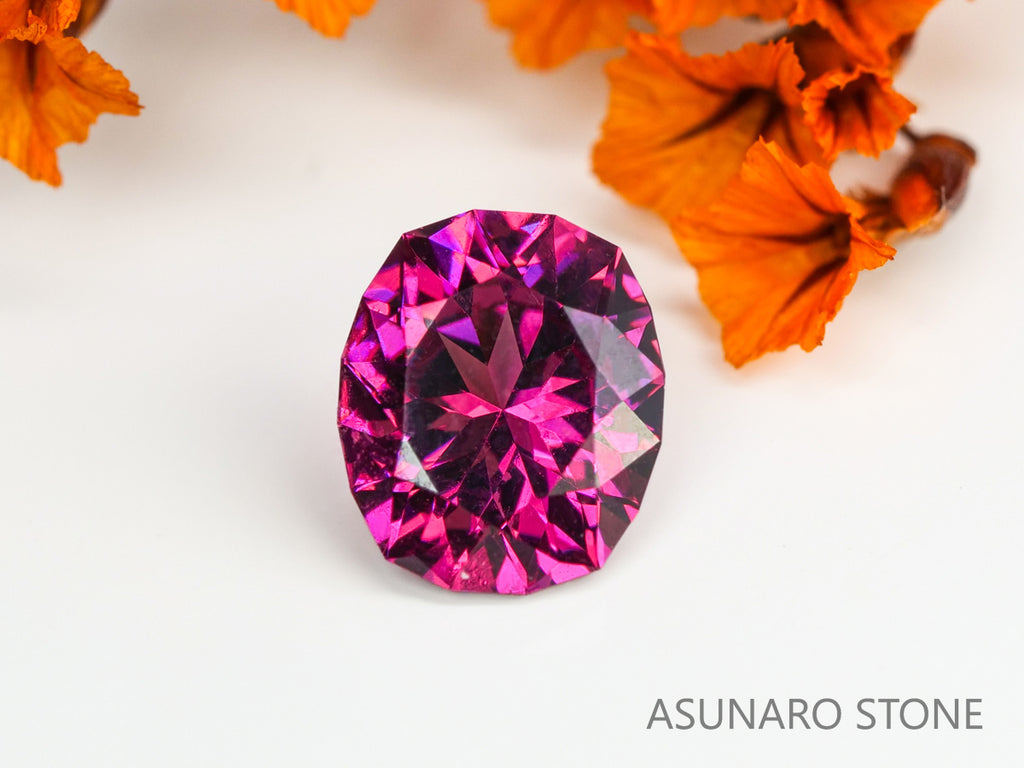 マラヤガーネット  特殊カット（16角形）　 タンザニア産　1.28ct　【231218-1959】