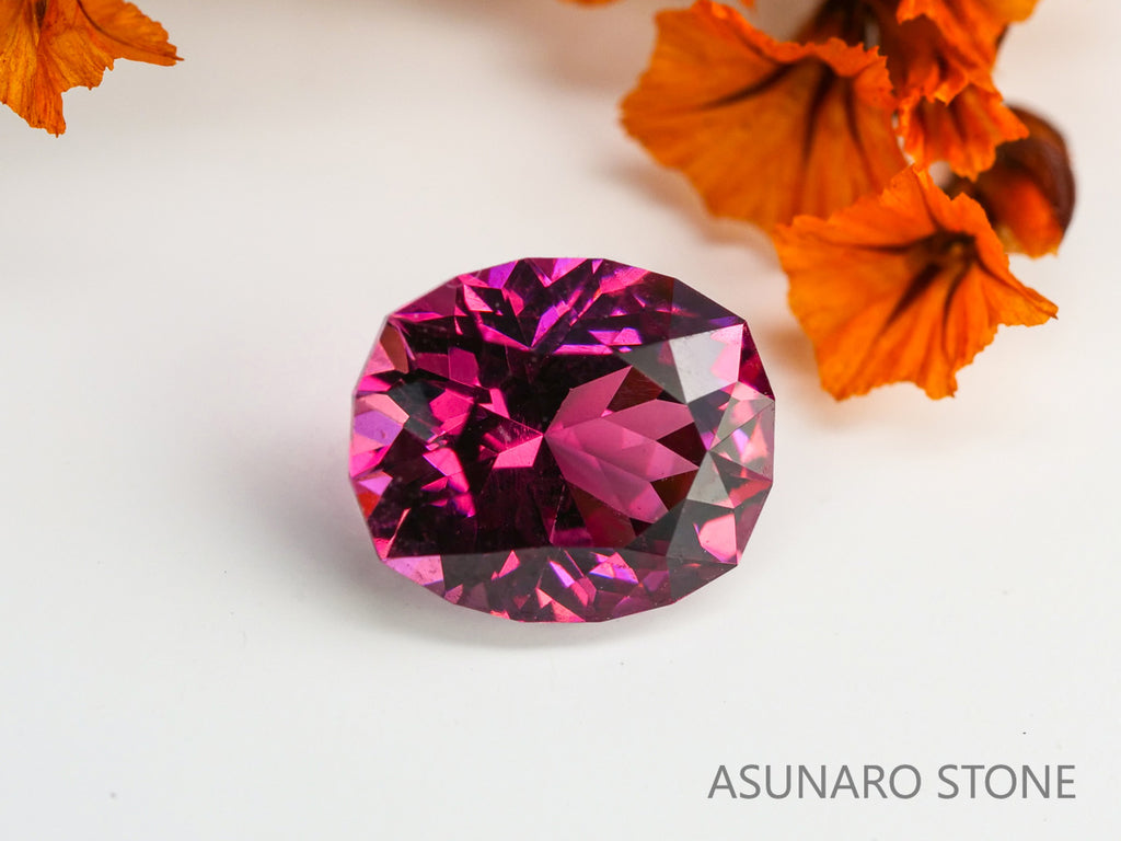 マラヤガーネット 特殊カット（16角形） タンザニア産　1.40ct　【231218-1960】