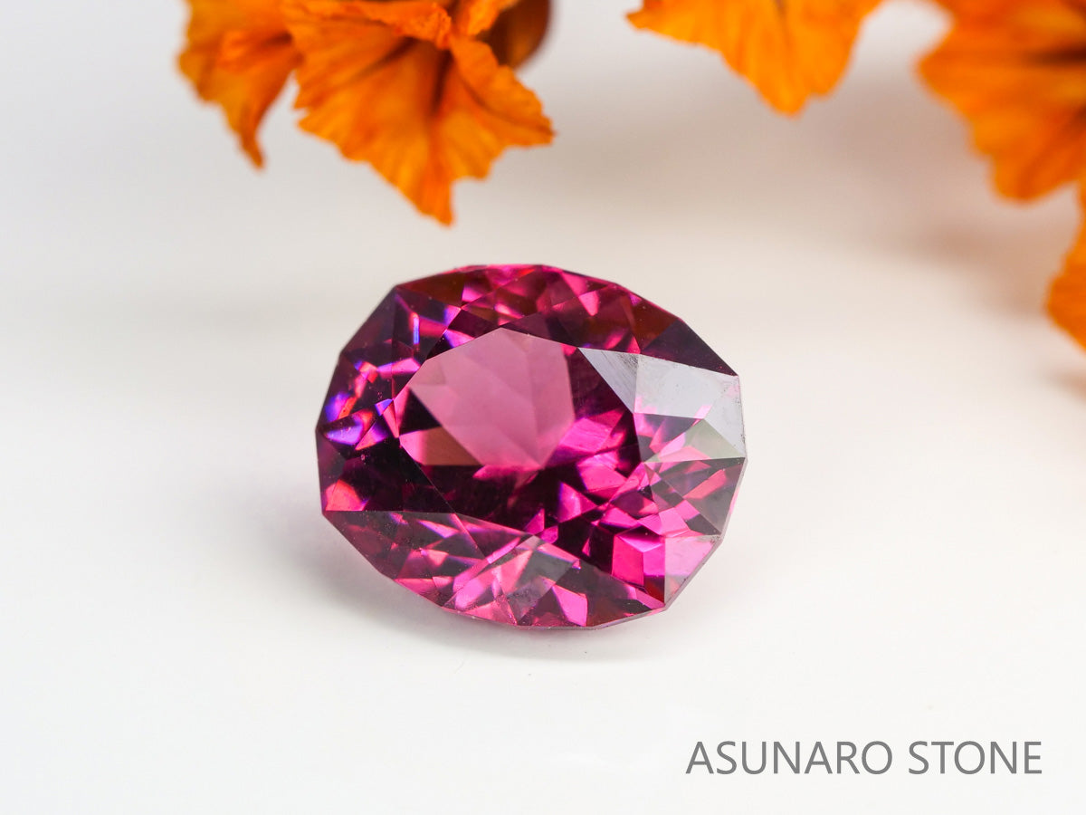 マラヤガーネット 特殊カット（16角形） タンザニア産　1.40ct　【231218-1960】