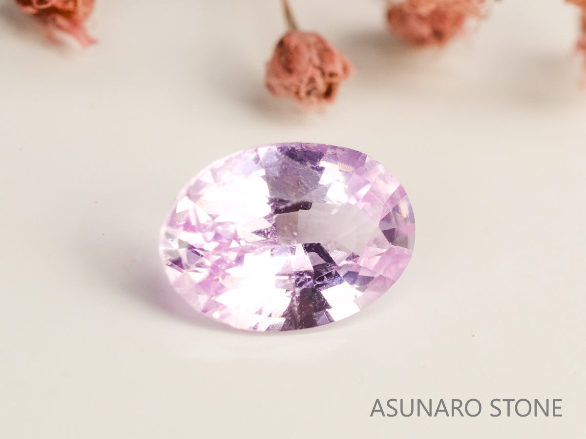 非加熱ピンクサファイア 　オーバルカット 　スリランカ産　0.47ct　日独【231121-1965】