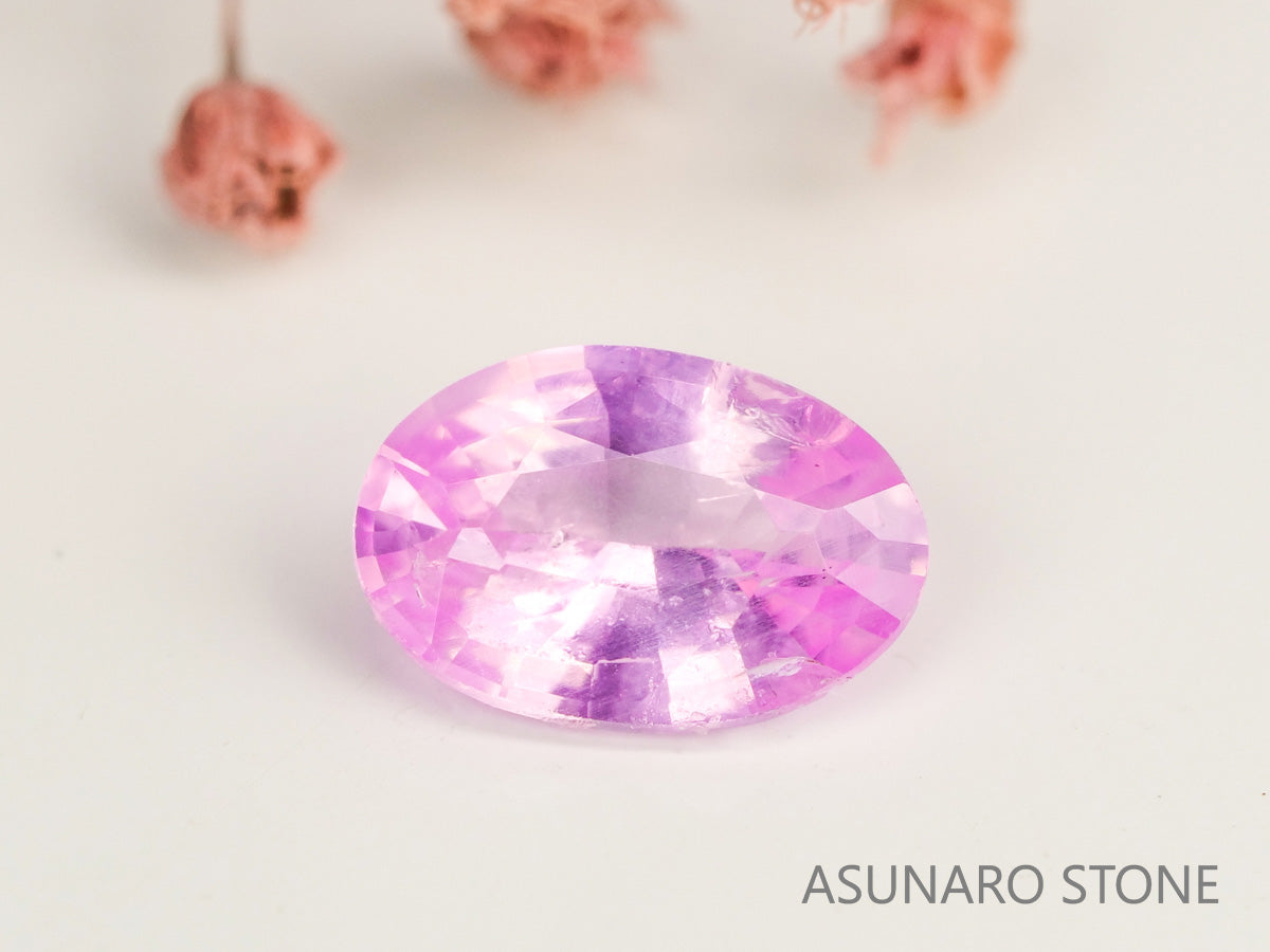 非加熱ピンクサファイア 　オーバルカット 　スリランカ産　0.49ct　日独【231121-1966】