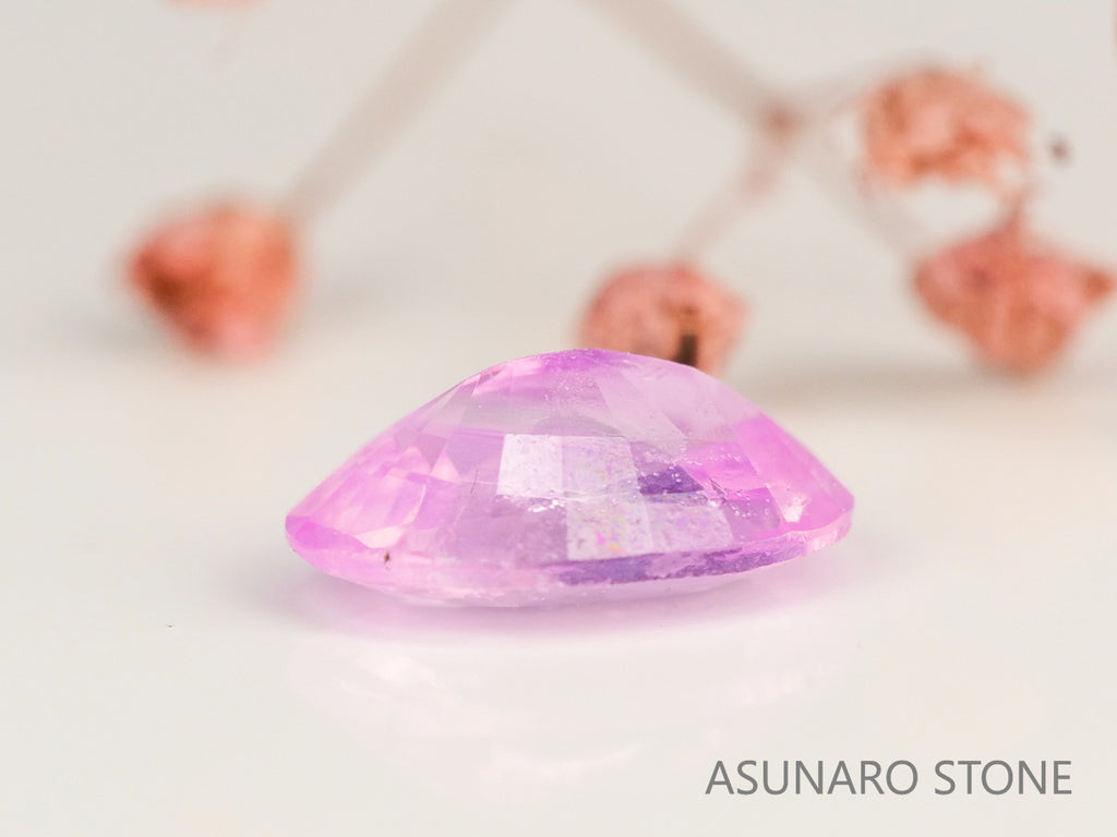 非加熱ピンクサファイア 　オーバルカット 　スリランカ産　0.49ct　日独【231121-1966】