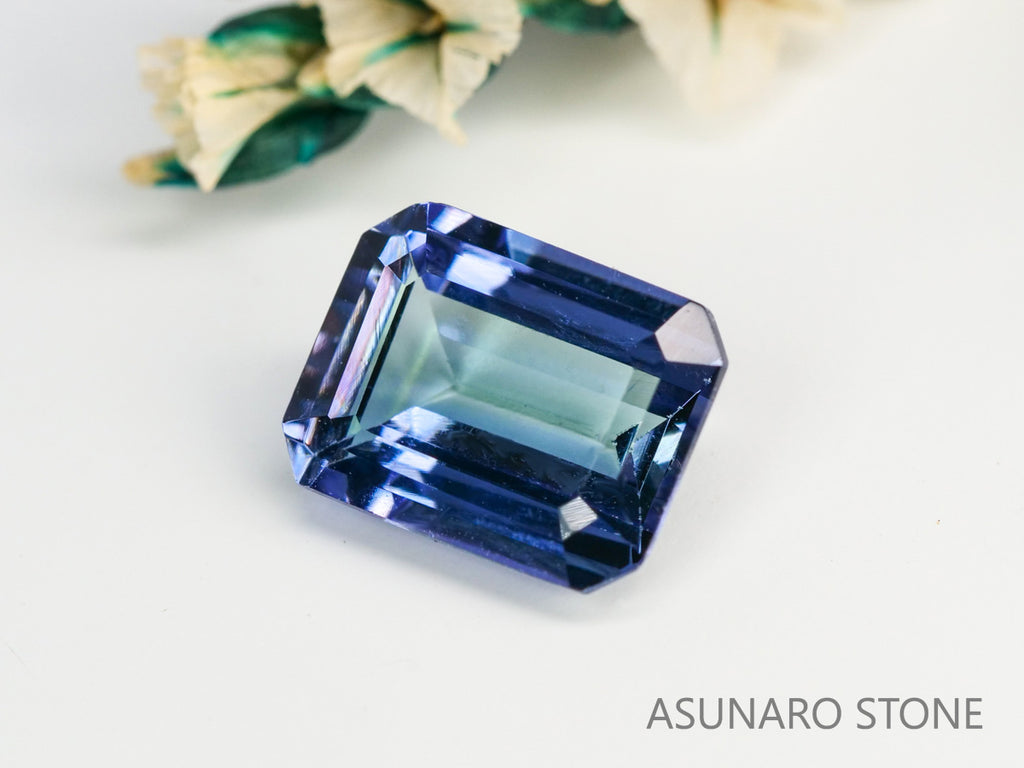 バイカラータンザナイト　エメラルドカット　タンザニア産　　1.67ct【240205-1968】