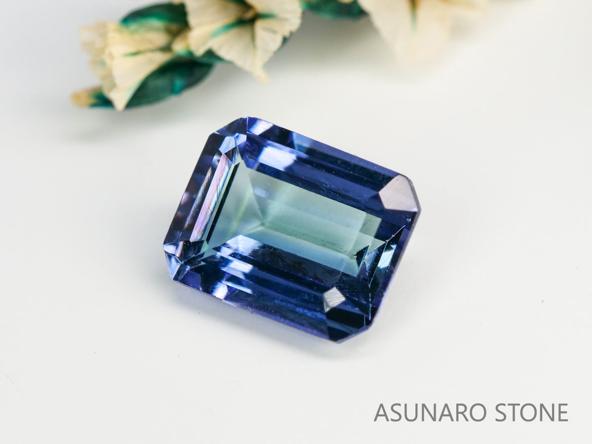 バイカラータンザナイト　エメラルドカット　タンザニア産　　1.67ct【240205-1968】
