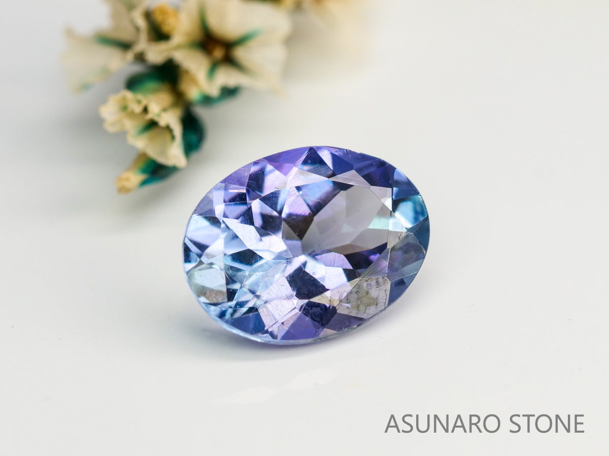 バイカラータンザナイト　オーバルカット　タンザニア産　　1.22ct【240115-1970】